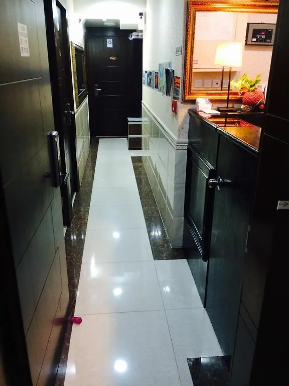 Modern Hotel Hong Kong Guest house