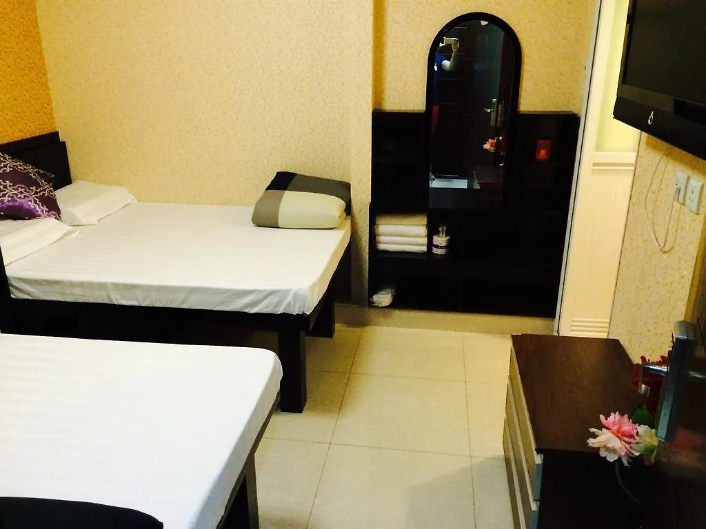 Modern Hotel Hong Kong Guest house
