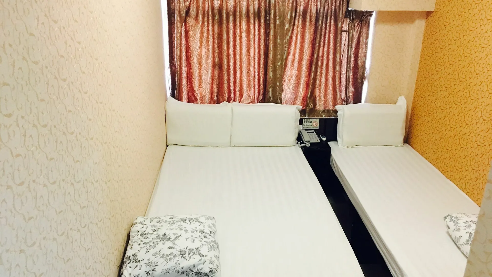 Modern Hotel Hong Kong Guest house
